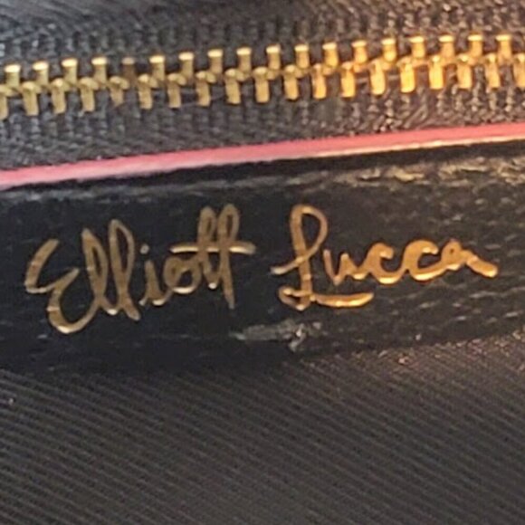 Chic Elliott Lucca Black Leather Crossbody Purse with Gold Zipper Accents - Picture 2 of 12